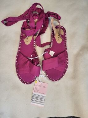 SERRA Women’s Size 7 Magenta Wraparound Espadrille Sandals NWT